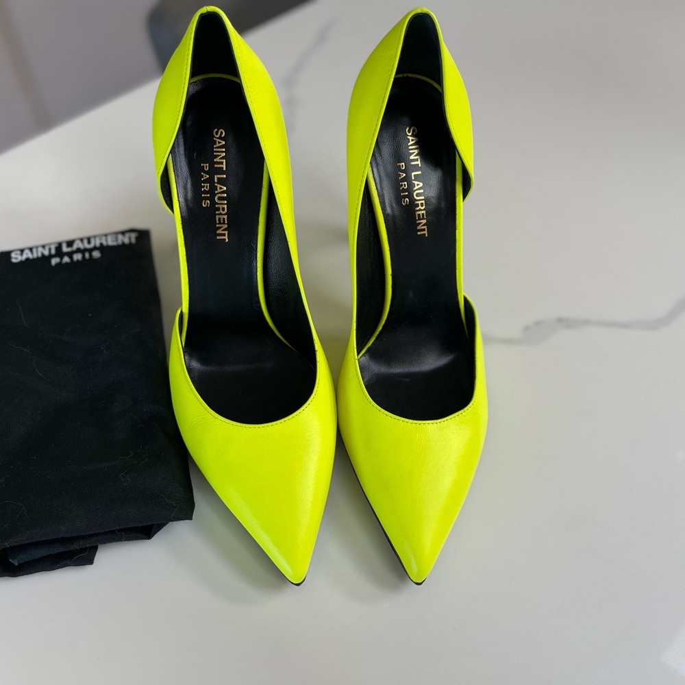 YSL Saint Laurent Pumps